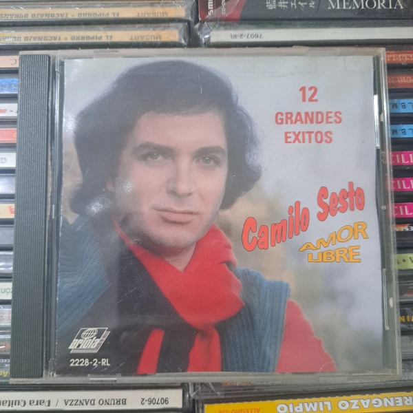 Camilo Sesto - Amor Libre 12 Exitos CD Pre-Own